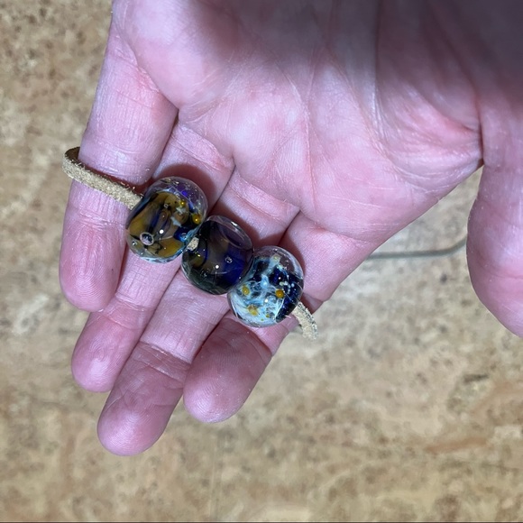 Vintage 90’s Handmade Pyrex Glass Beads - Set of 3 - Picture 16 of 16